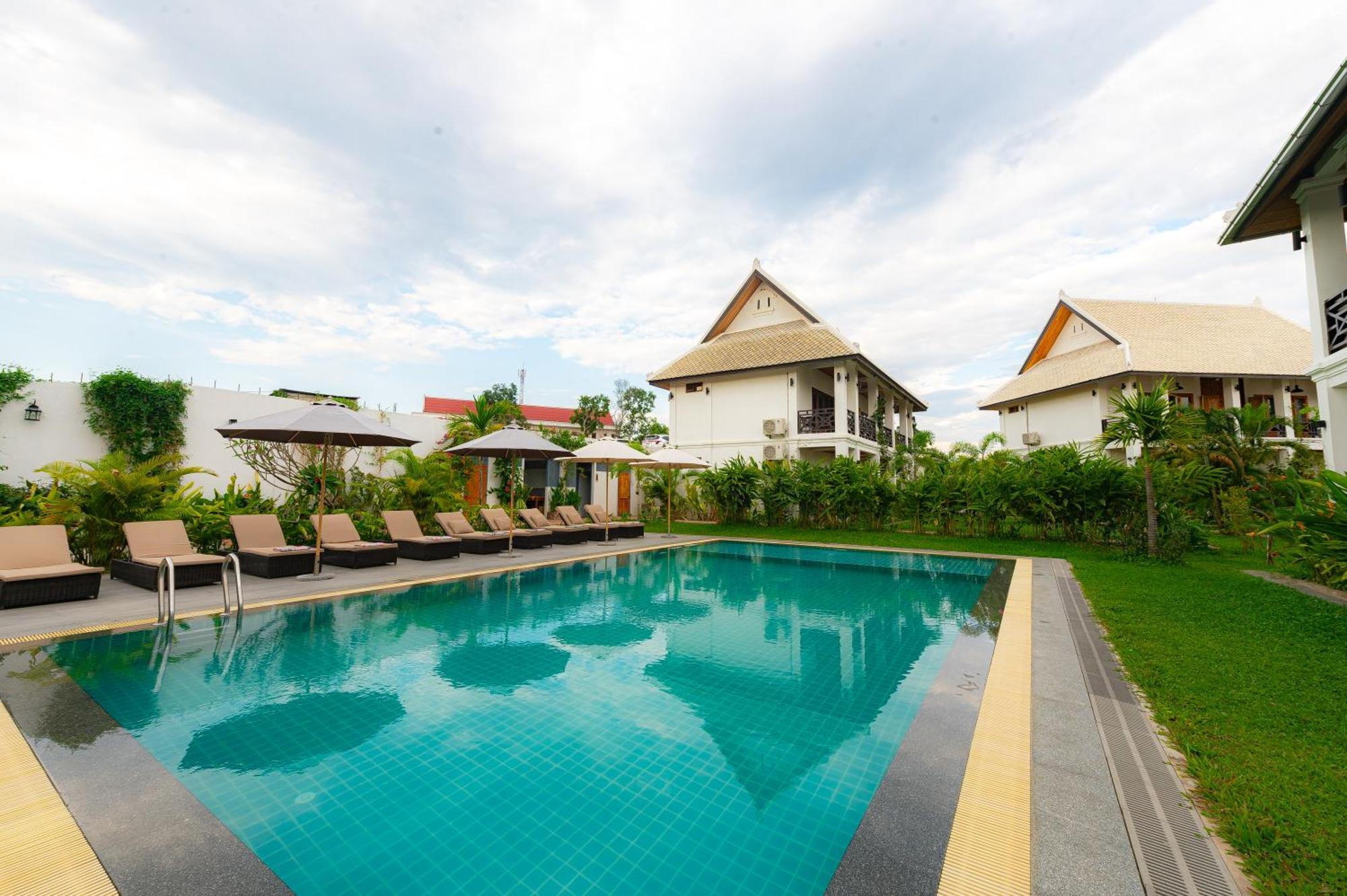 Madilao Hotel Luang Prabang Exterior photo