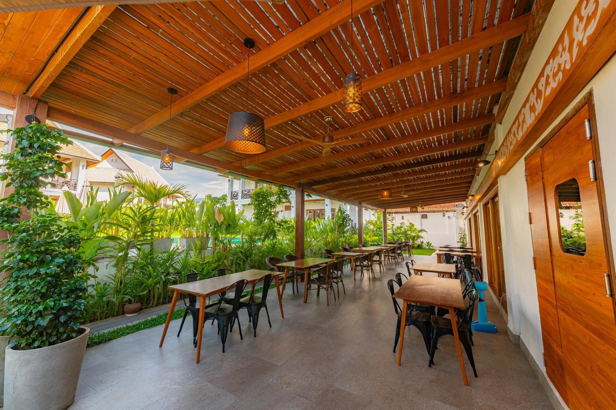 Madilao Hotel Luang Prabang Exterior photo
